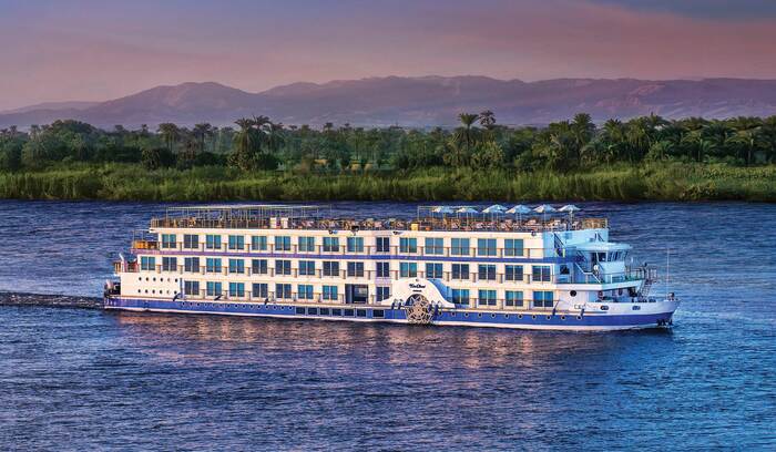 Shore excursions and activities on Oberoi Philae